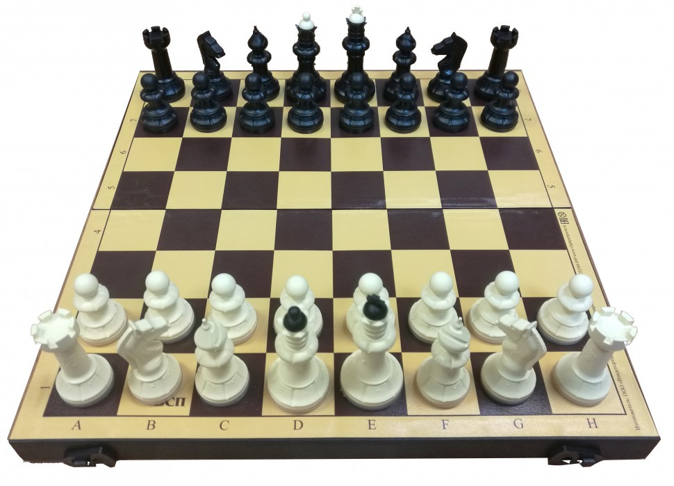 «Шахматы Айвенго пластиковые с шашками с пластиковой шахматной доской 30 см»