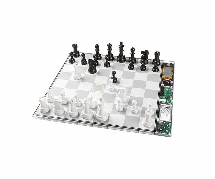 Шахматный компьютер DGT Centaur Crystal Edition "Кентавр Кристал"