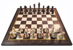 Шахматные фигуры Стаунтон №6 со складной доской Баталия 49 см